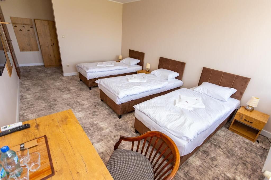 Pokój trzyosobowy - 34 m² at Hotel Trzy Podkowy